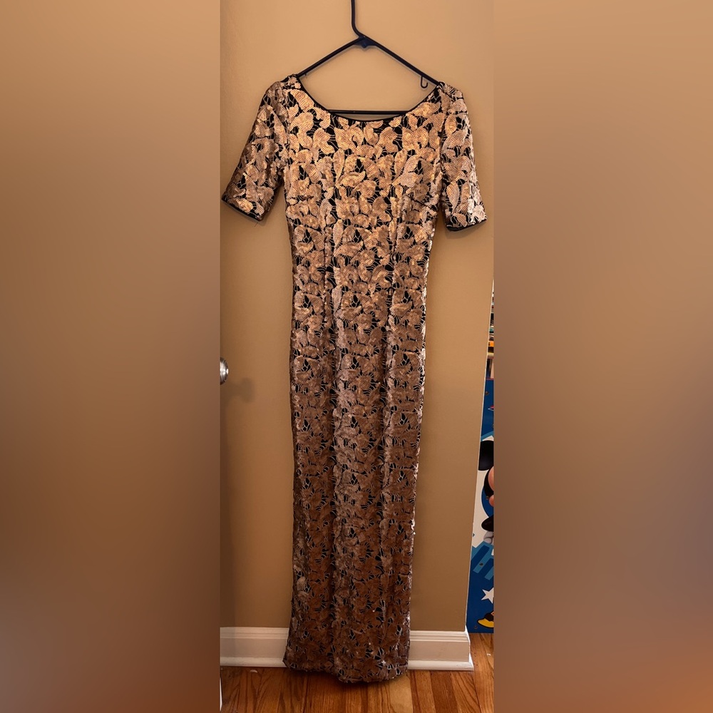 Laundry By Shelli Segal Black and Gold Floral Lace and Sequence Dress